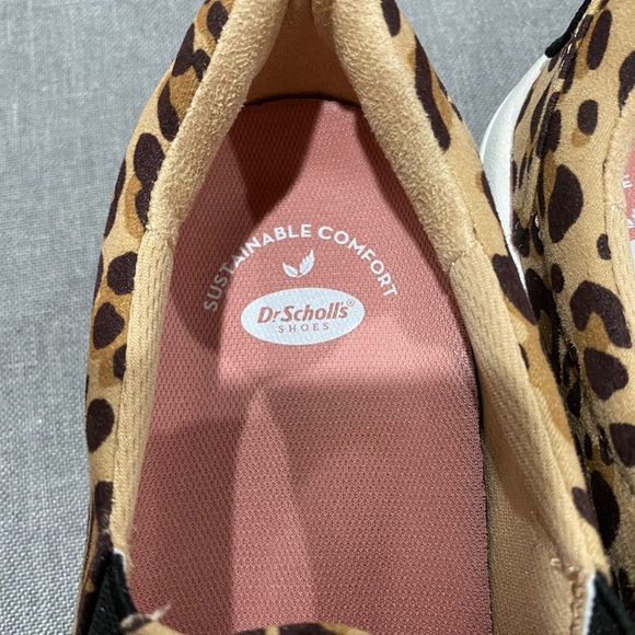 Dr Scholl’s women’s casual sneaker, loafer fabric leopard print shoes, size 7.5. - Picture 5 of 6
